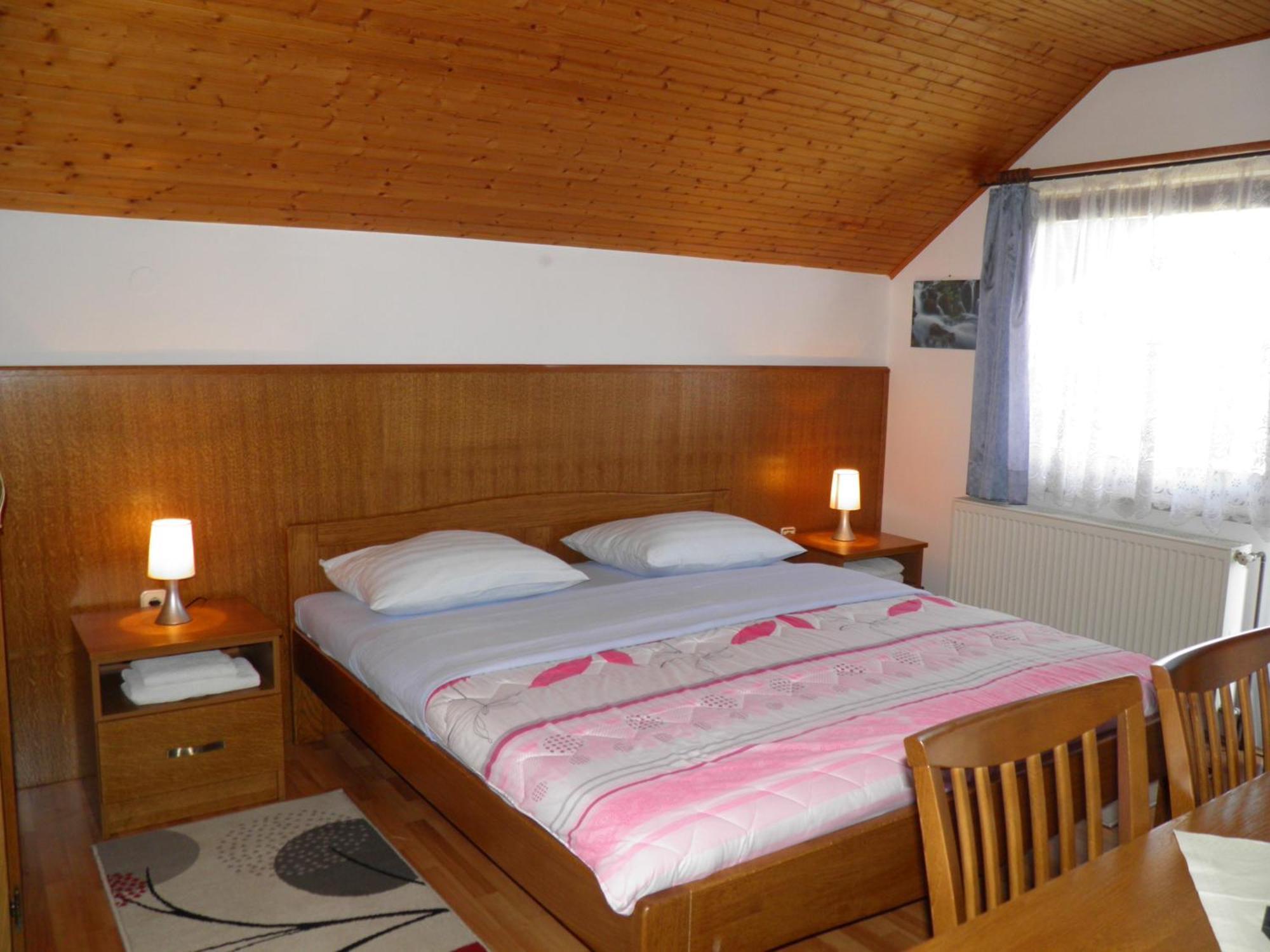 House Janja Plitvice Otel Seliste Dreznicko Oda fotoğraf